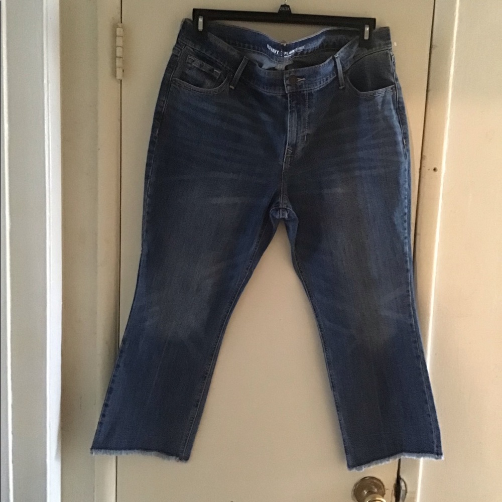 16Petite Flare Old Navy Jeans Like New